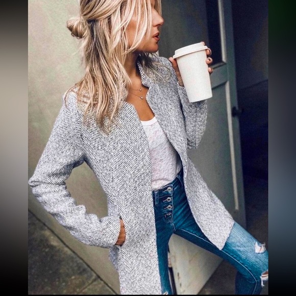 VICI Tayshia Pocketed Coat - Picture 3 of 7